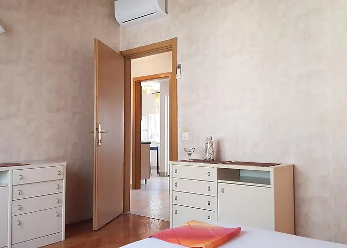 Apartment Ana 2 Makarska